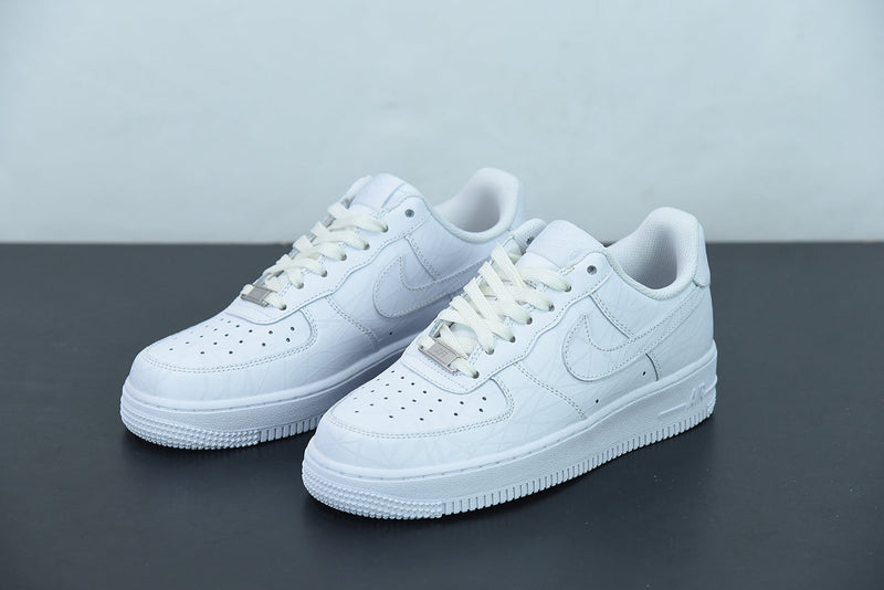 Nike Air Force 1 Noctilucent