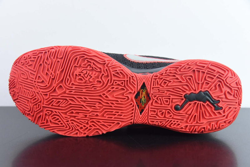 Nike LeBron 20 Low "Miami Heat"