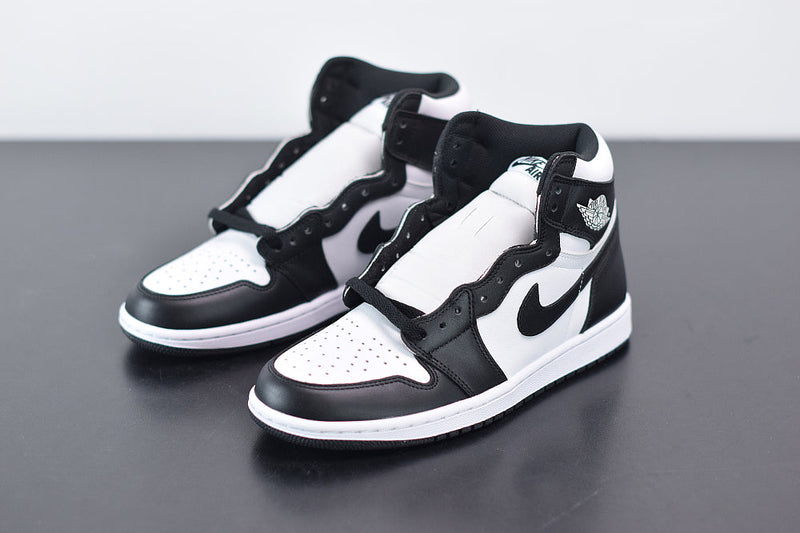 Nike Air Jordan 1 Retro High Black White