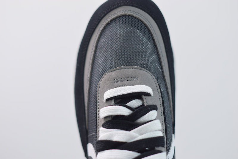 Nike X Sacai LD Waffle Black White