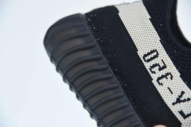 Adidas Yeezy Boost 350 V2 Oreo