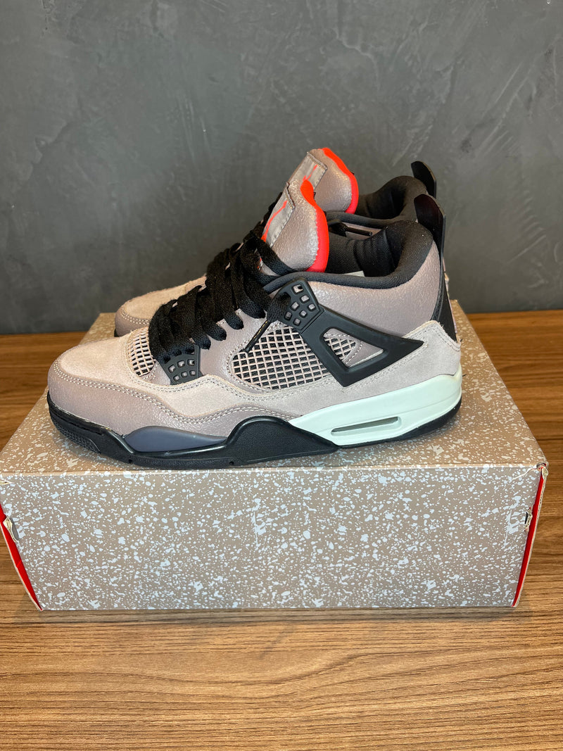 Nike Air Jordan 4 Retro "Taupe Haze"