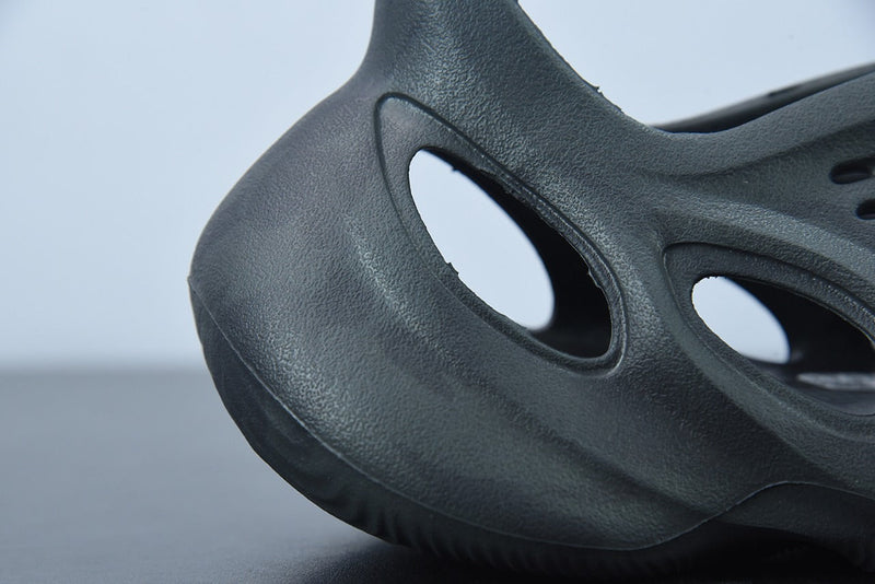 Adidas Yeezy Foam Runner Black