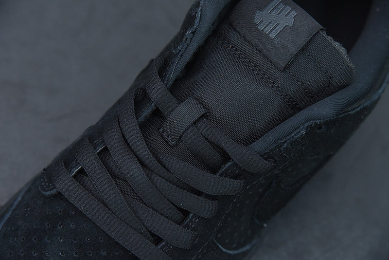 Nike Dunk Low 5 Undefeated "On It"