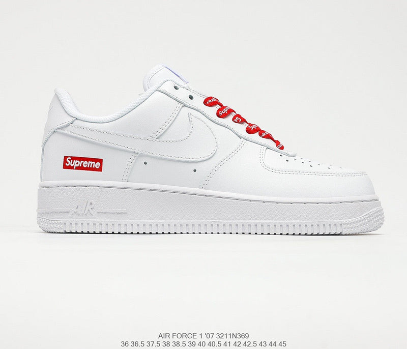 Nike Air Force 1 Low Supreme