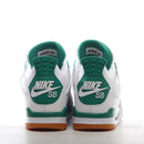 Nike Air Jordan 4 Retro SB "Pine Green"