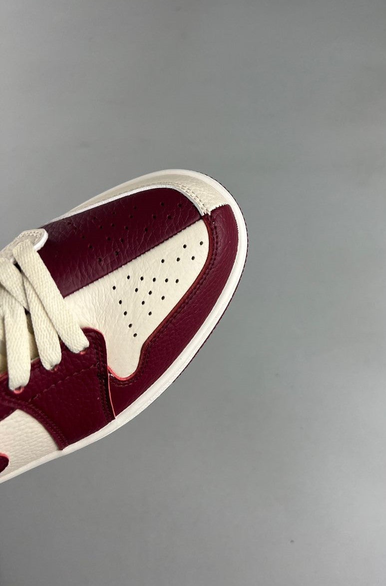 Nike Air Jordan 1 Mid SE "Split Beach Cherrywood Red"