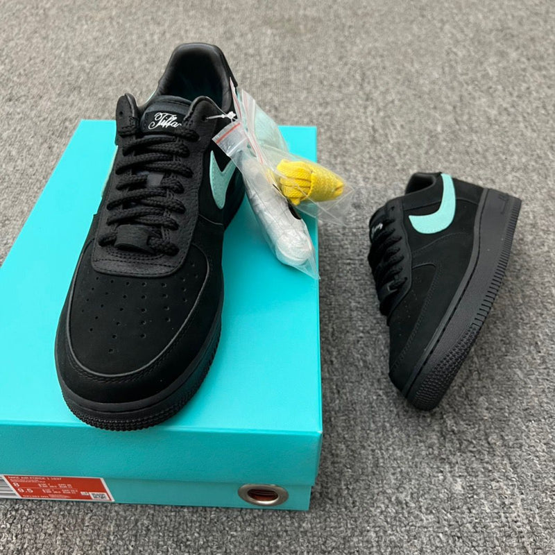 Nike Air Force 1 "Tiffany"