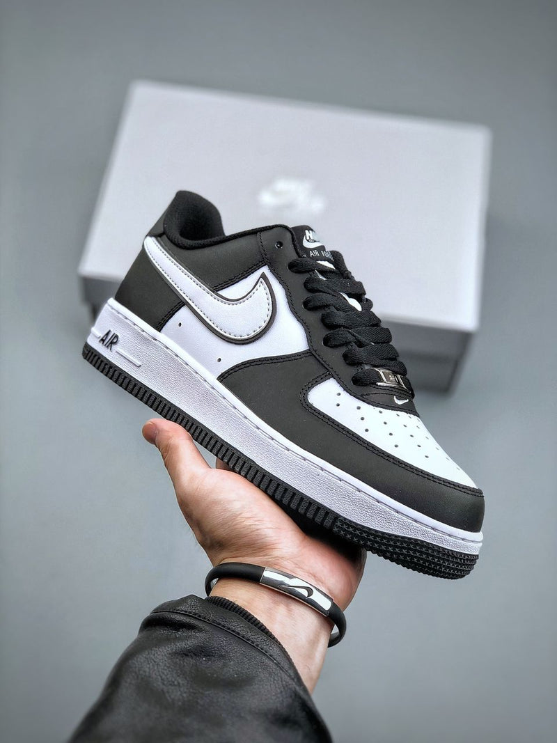 Nike Air Force 1 '07 Low "White Swoosh Panda"