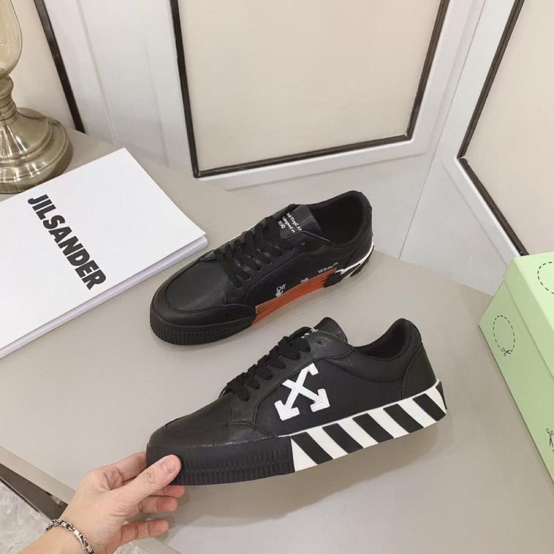 OFF-WHITE Vulcanized Low Leather "Black White (Women's)"