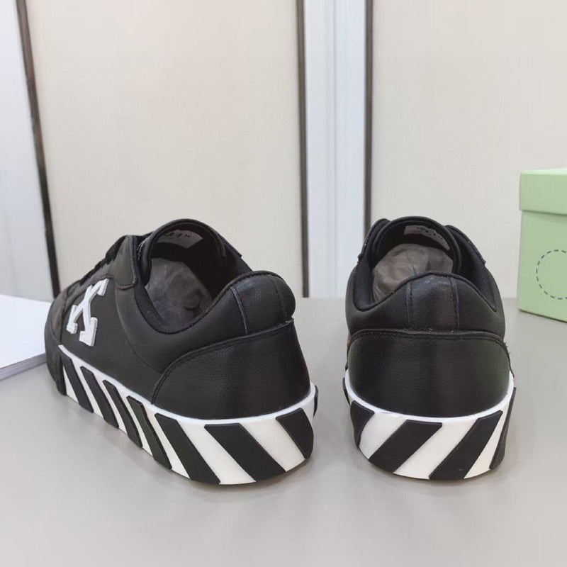 OFF-WHITE Vulcanized Low Leather "Black White (Women's)"