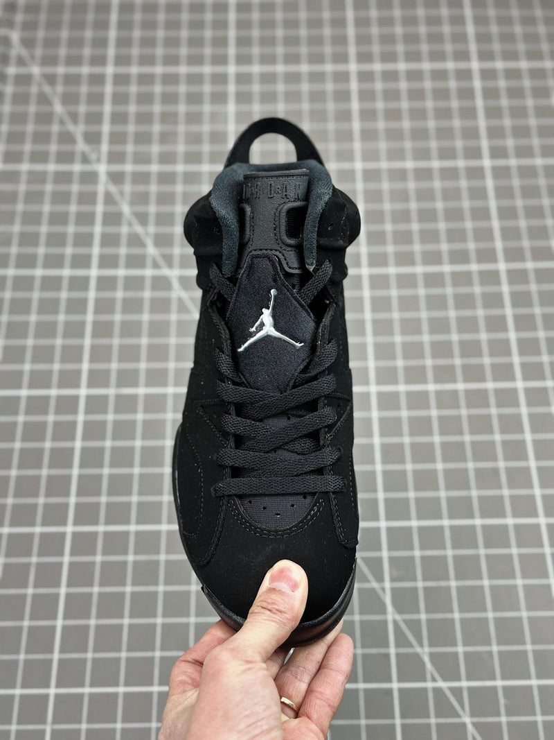 Nike Air Jordan 6 Retro "Chrome Metallic Silver"