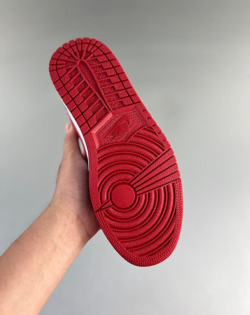 Nike Air Jordan 1 Low "Reverse Black Toe"