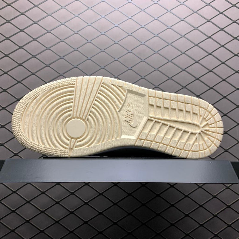 Nike Air Jordan 1 Mid "Guava Ice"