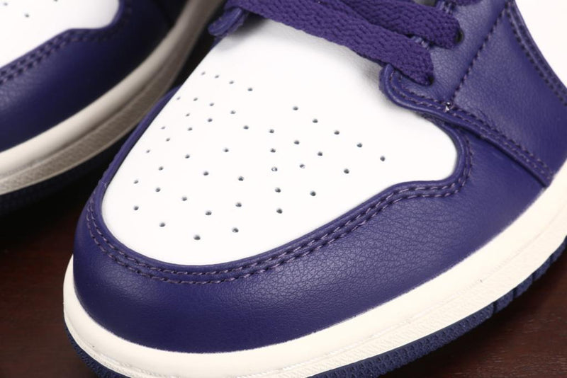 Nike Air Jordan 1 Low “Purple“