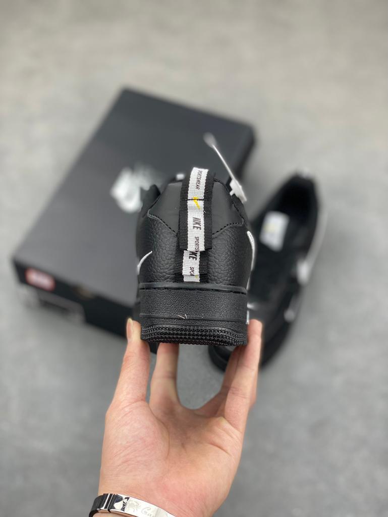 Nike Air Force 1 Low "Utility Black White"