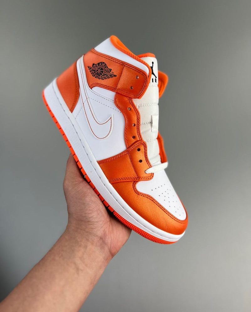 Nike Air Jordan 1 Mid SE "Electro Orange"