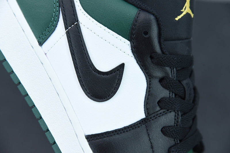 Nike Air Jordan 1 Low  "Pine Green Black"