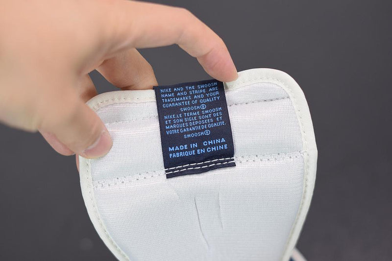 Nike Air Jordan 1 Retro High Obsidian UNC - futurerunners