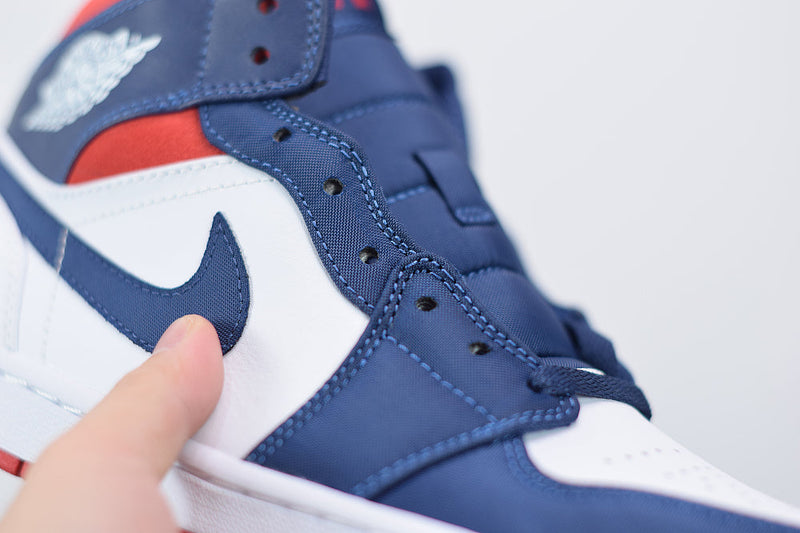 Nike Air Jordan 1 Mid SE "USA"