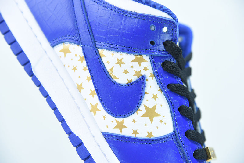Nike SB Dunk Low x Supreme Stars Hyper Royal