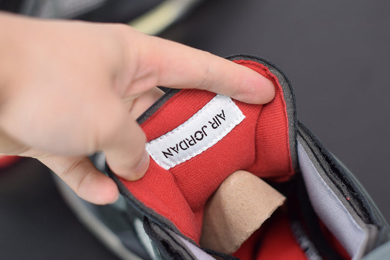 Nike Air Jordan 4 Retro Off-White Bred