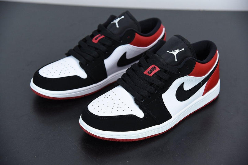 Nike Air Jordan 1 Low Black Toe - futurerunners