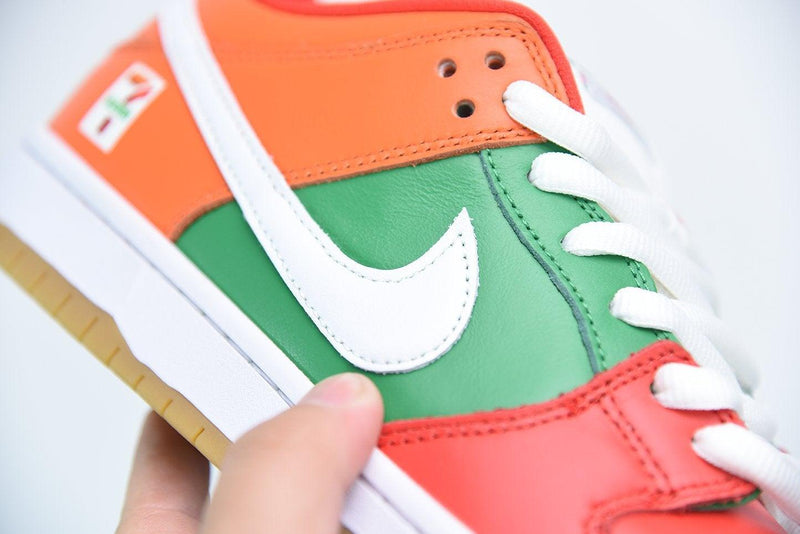 Nike SB Dunk Low 7 Eleven - futurerunners