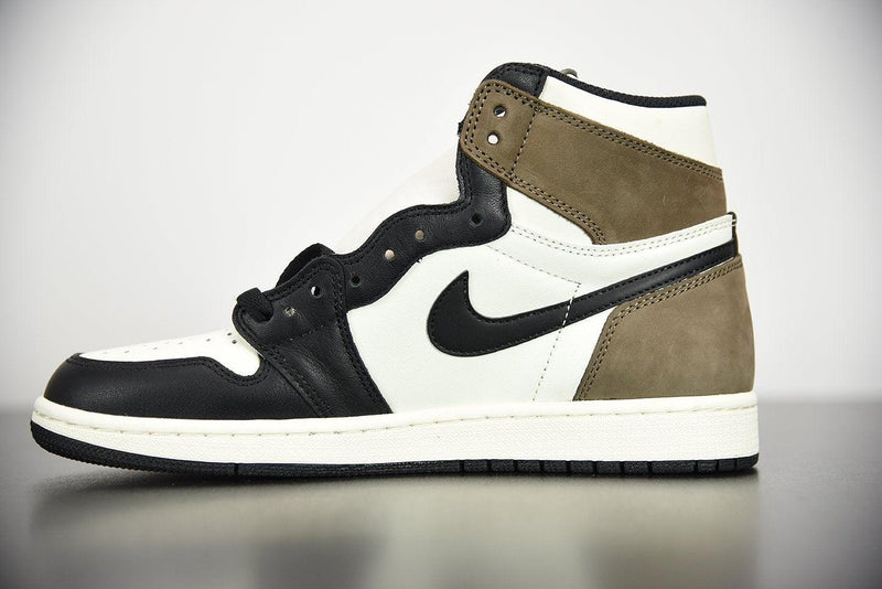 Nike Air Jordan 1 Retro High "Dark Mocha" - futurerunners