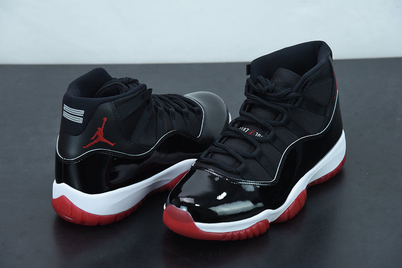 Nike Air Jordan 11 Retro Playoffs Bred