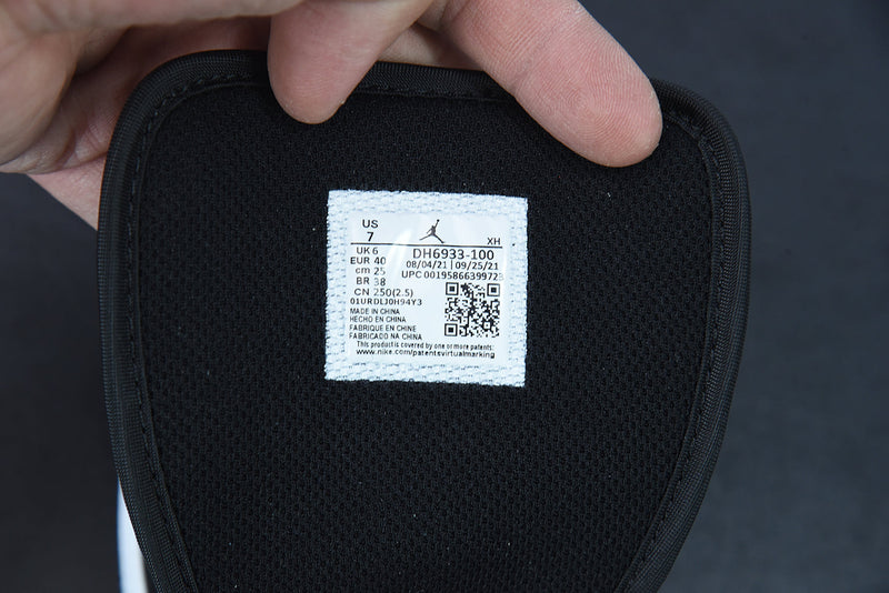 Nike Air Jordan 1 Mid  "Diamond Shorts"