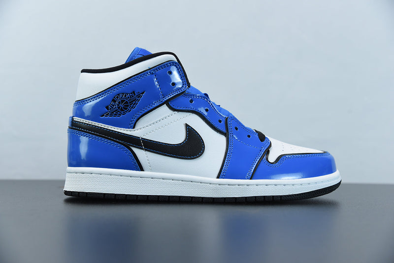Nike Air Jordan 1 Mid Signal Blue