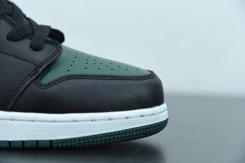 Nike Air Jordan 1 Low  "Pine Green Black"