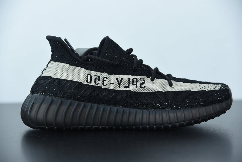 Adidas Yeezy Boost 350 V2 Oreo