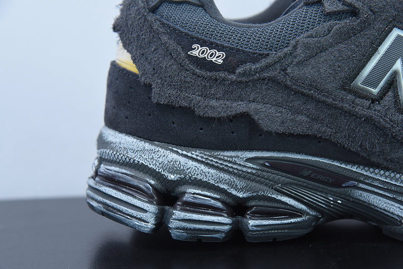 New Balance  2002R "Protection Pack Phantom"