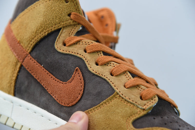 Nike Dunk High "Dark Curry"