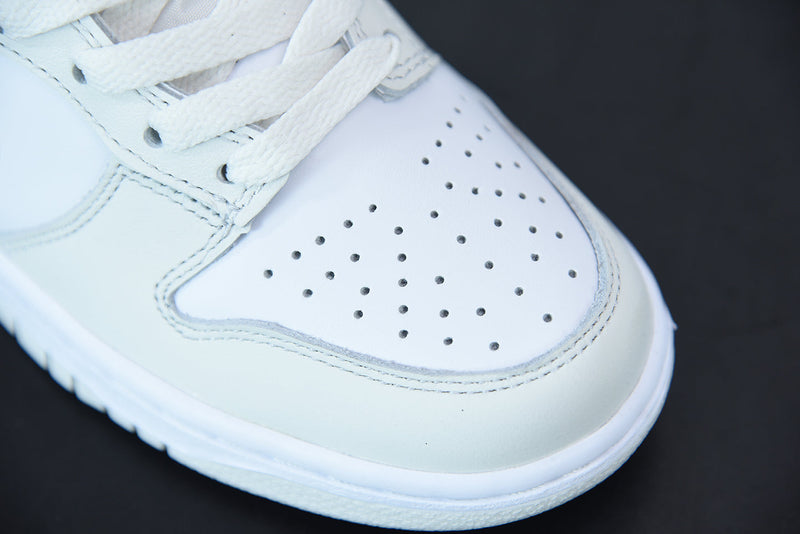 Nike SB Dunk Low GS White Crimson Bliss