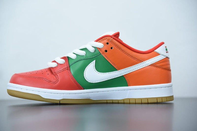 Nike SB Dunk Low 7 Eleven - futurerunners