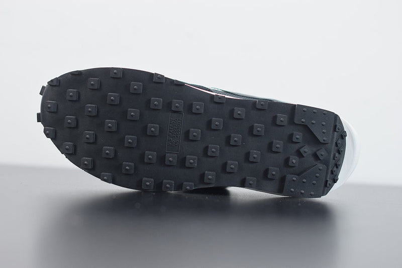 Nike X Sacai LD Waffle Black White