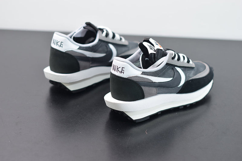 Nike X Sacai LD Waffle Black White