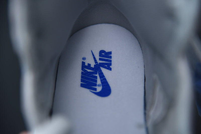 Nike Air Jordan 1 Retro High "Hyper Royal"