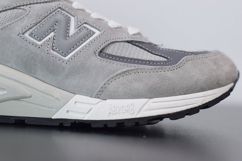 New Balance 990v2 "Kith Grey"