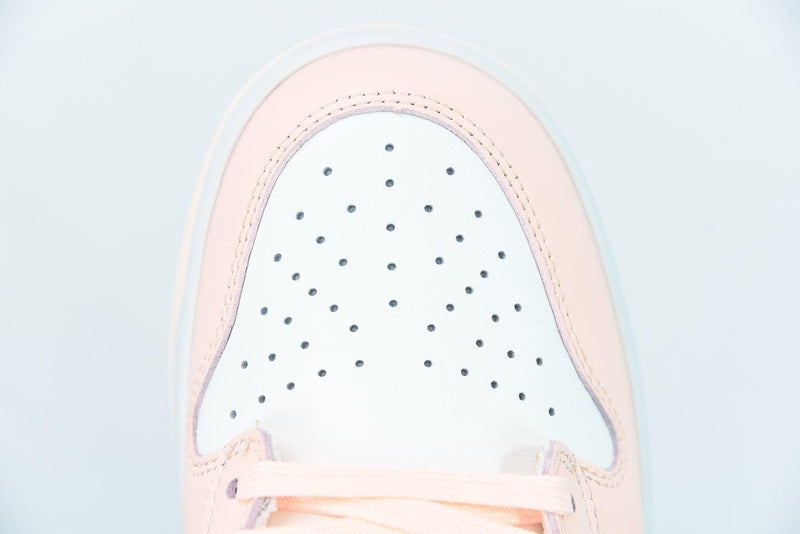 Nike Dunk High "Crimson Tint" - futurerunners