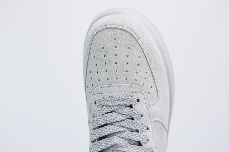 Nike Air Force 1 MID x Reigning Champ