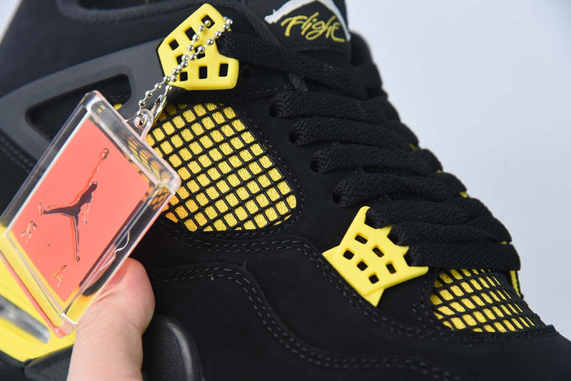 Nike Air Jordan 4 Retro "Thunder"