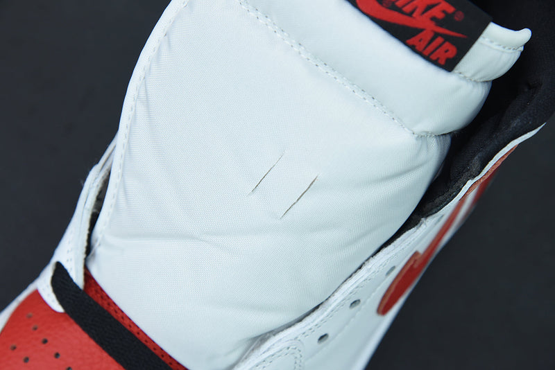 Nike Air Jordan 1 High "Heritage"