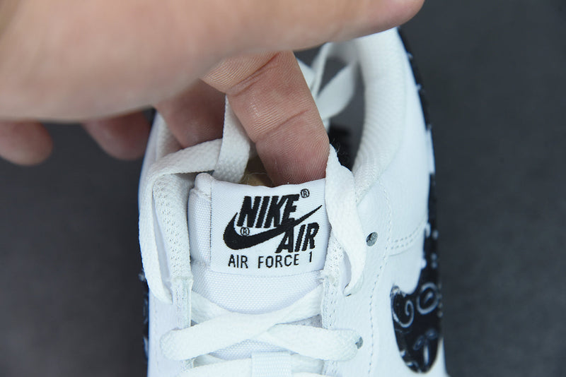 Nike Air Force 1 Low Essential White Black Paisley