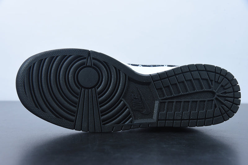 Nike Dunk Low "Black Paisley"