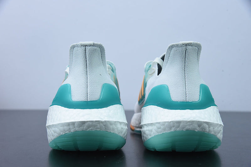 Adidas Ultra Boost 22 “White Blue”