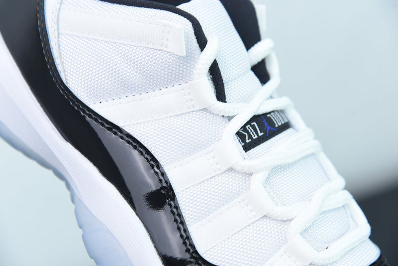 Nike Air Jordan 11 Retro Low Concord